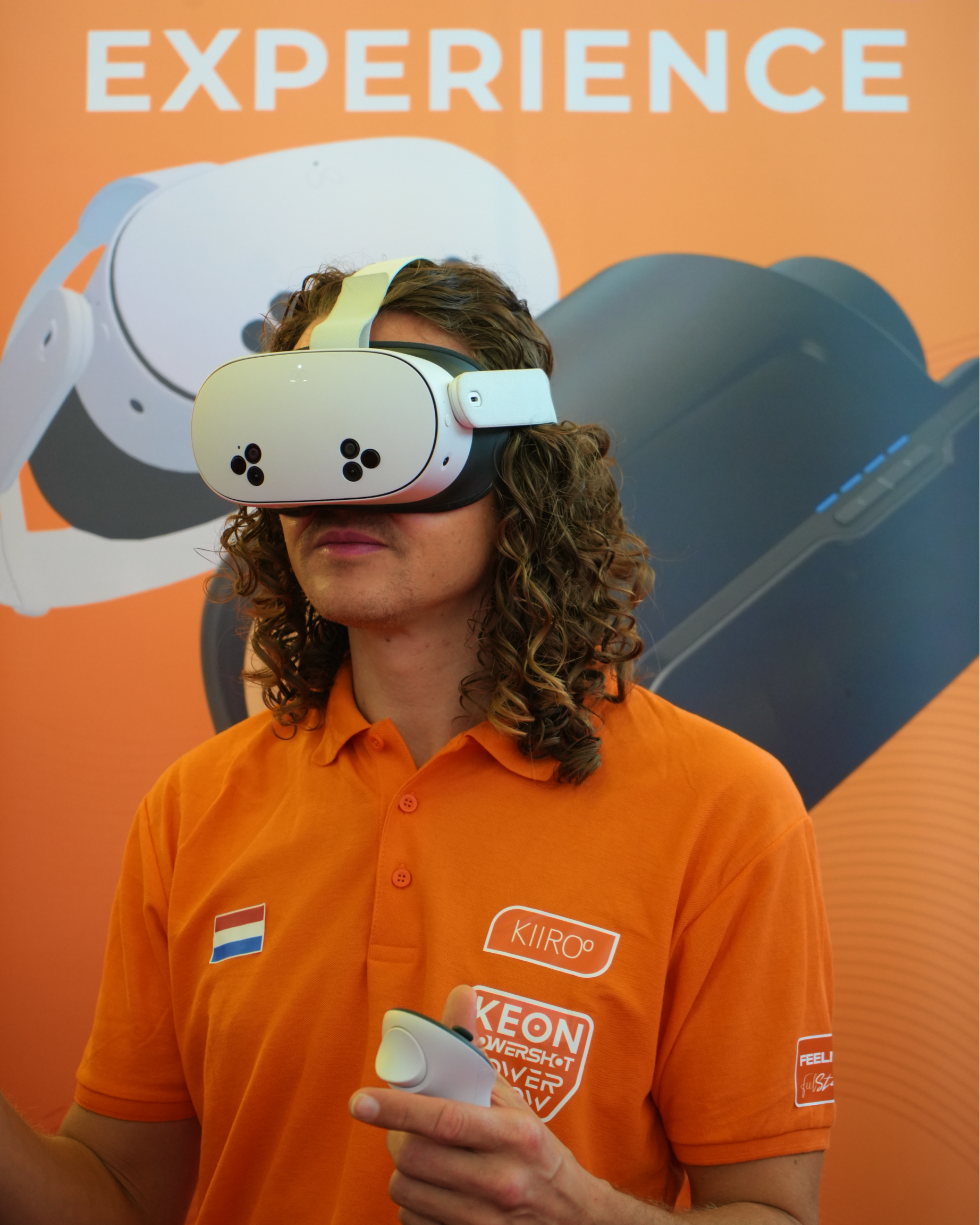 VR experience at the orange booth